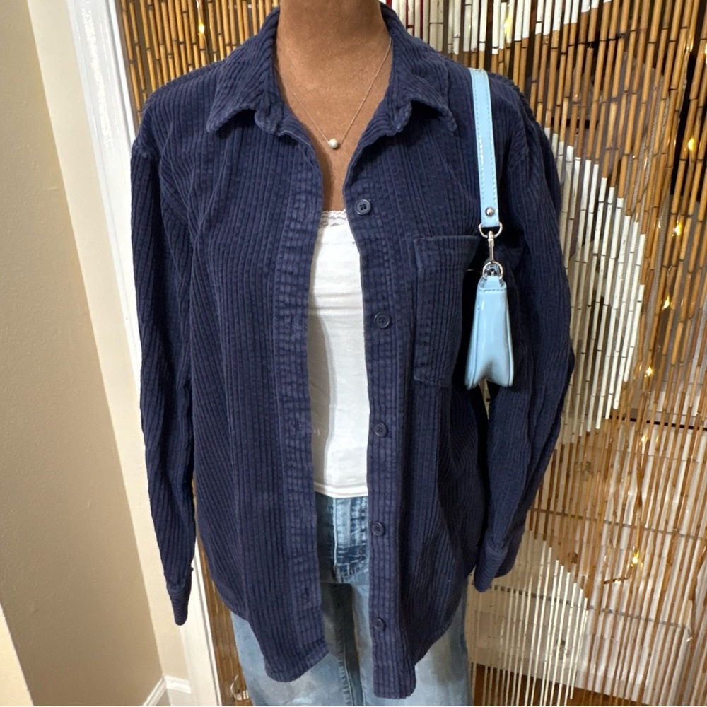 Divided by H&M Navy Ribbed Button-Up Shirt – Size XS